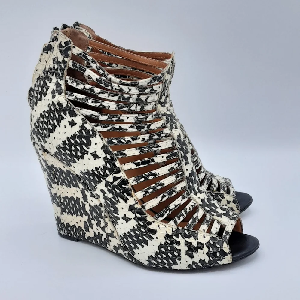 Rebecca Minkoff Sydney Snake Print Cage Wedge Sandal Size 7.